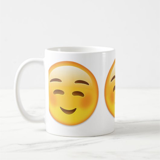 Weißes lächelndes Gesicht Emoji Kaffeetasse (Links)