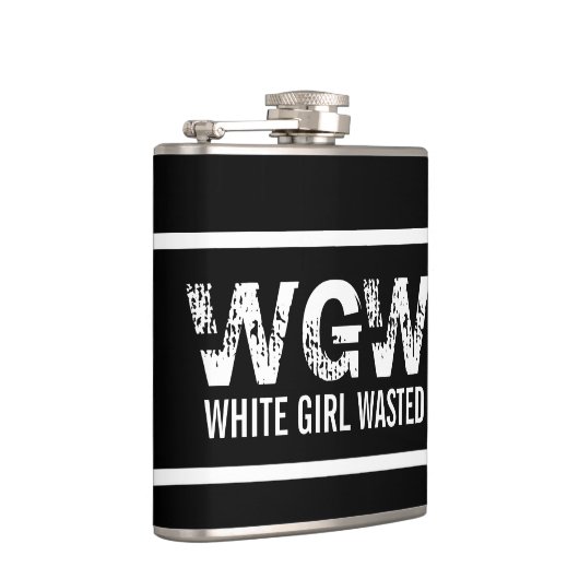 Weißes Mädchen vergeudet Flachmann (Rechts)