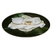 Weißes Magnolia Grüner Hintergrund Schneidebrett (Ecke)