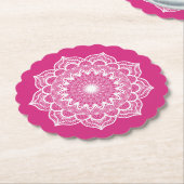 Weißes Mandala auf rosa Hintergrund Untersetzer (angewinkelt)