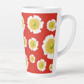 Weißes Mohndesign auf latenter Tasse (Rechts)