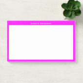 Weißes Monogramm oder Name auf Magenta Pink Border Post-it Klebezettel (Büro)