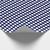 Weißes Papier über blaues Wrapping Geschenkpapier (Ecke)