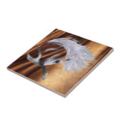 Weißes Pferd auf Kupfer - anpassbarer Hintergrund Fliese (Seite)