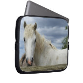 Weißes Pferd | Frankreich Laptopschutzhülle (Vorne Rechts)