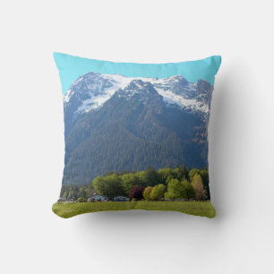 Weißes Pferd im Frühling Kissen
