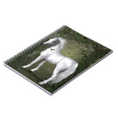 Weißes Pferd im HolzNotebook Notizblock (Linke Seite)