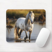 Weißes Pferd im See Mousepad (Mit Mouse)