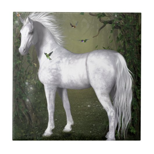 Weißes Pferd im Wald mit Vögeln Fliese (Vorderseite)