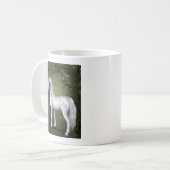 Weißes Pferd im Wald mit Vögeln Kaffeetasse (Vorderseite Links)