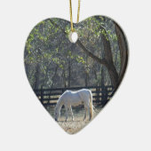 Weißes Pferd in Bäumen Keramik Ornament (Links)