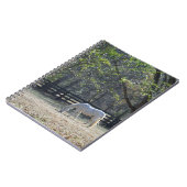 Weißes Pferd in Bäumen Notizblock (Linke Seite)