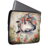 Weißes Pferd in Blumen. Laptopschutzhülle (Vorne Rechts)