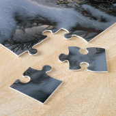 Weißes Pferd in schneebedecktem Kiefernbaum Puzzle (Seite)