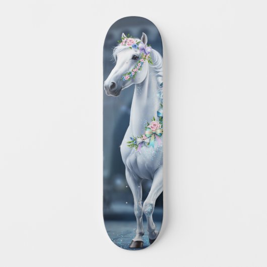 Weißes Pferd mit Blumen Skateboard (Vorderseite)