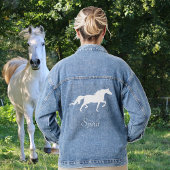Weißes Pferd und Country Spirit Script Denim Jacke