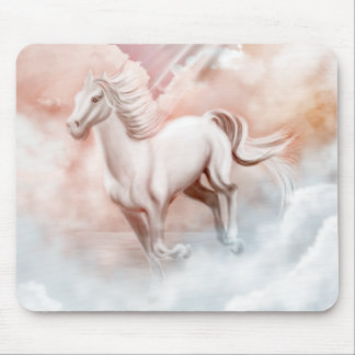 Weißes Pferdelaufende Abflussrinne die Wolken Mousepad