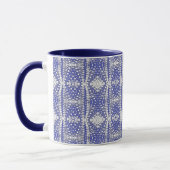 Weißes Punktmuster auf Blau Tasse (Links)