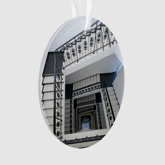 Weißes Quadrat-Treppenhaus Ornament (Vorderseite)