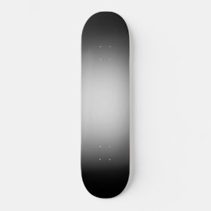 Weißes Rampenlicht auf schwarz Skateboard