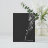Weißes Rauch vor schwarzem Hintergrund Postkarte (Stehend Vorderseite)