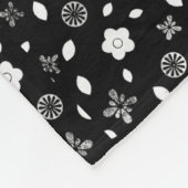 Weißes, rosa Design Fleecedecke (Ecke)