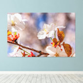 Weißes Sakura-Blume und Orangefarbene Blätter Leinwanddruck (Insitu (Holzboden))