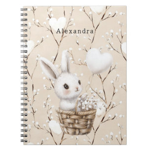 Weißes sonniges Herz in einem Korb Notizblock