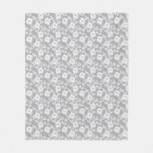 Weißes Spitzemuster auf grauem Hintergrund Fleecedecke (Vorderseite)