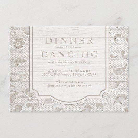 Weißes Spitzenholz rustikaler Empfang Hochzeit auf Begleitkarte (Vorderseite)