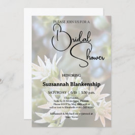 Weißes sukkuläres Brautparty mit Blumenhintergrund Einladung