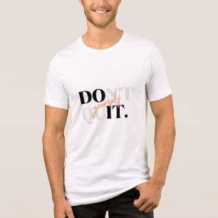 weißes T-Shirt mit halbem Ärmel und Don't Quite Tri-Blend Shirt