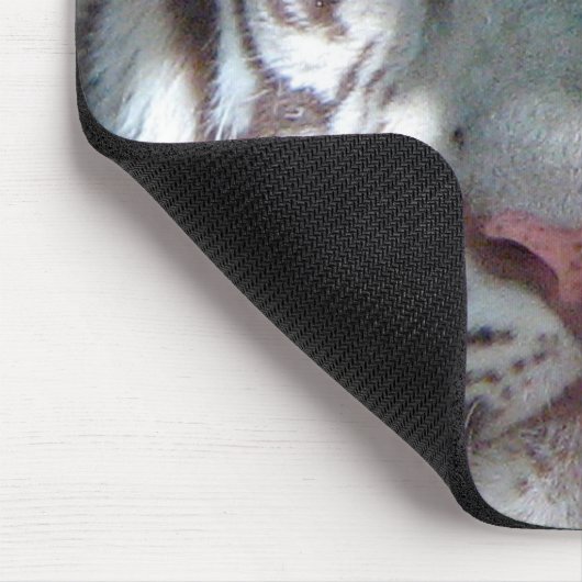 Weißes Tiger-Porträt Mousepad (Ecke)