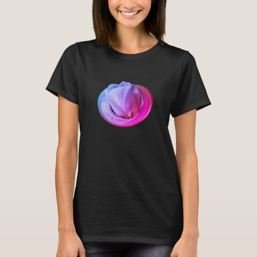 Weißes Tulip Petals Abstrakte Blüte T-Shirt (Vorderseite)