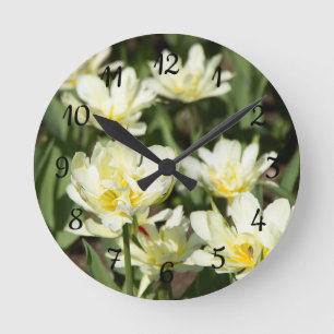 Weißes Tulpen-Foto Runde Wanduhr