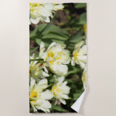 Weißes Tulpen-Foto Strandtuch (Vorderseite)