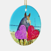 Weißes und braunes Pferd Valentine Hearts Keramikornament (Rechts)