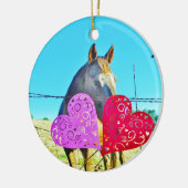 Weißes und braunes Pferd Valentine Hearts Keramikornament (Links)