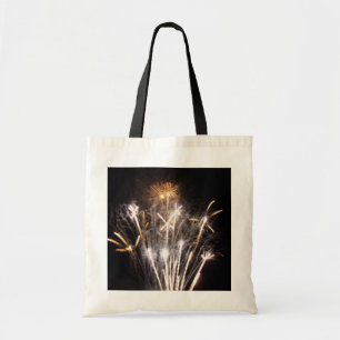 Weißes und goldenes Feuerwerk II Patriotische Feie Tragetasche