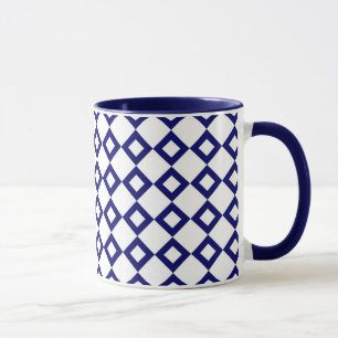 Weißes und Navy-Diamant-Muster Tasse