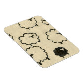 Weißes und schwarzes Schaf auf Creme Hintergrund Magnet (Rechte Seite)