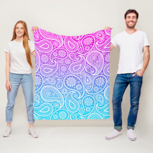 Weißes vintage Paisley auf rosa bis blauem Ombre Fleecedecke