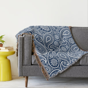 Weißes Vintage-Paisleymuster auf königsblau Decke