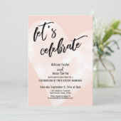 Weißes Wasserfarbenherz Feiern wir Blush Pink Einladung (Stehend Vorderseite)