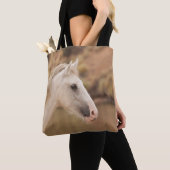 Weißes Wildpferd Tasche (Von Nahem)