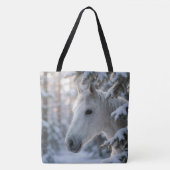 Weißes Winterpferd in schneebedeckter Kiefer Tasche (Vorderseite)