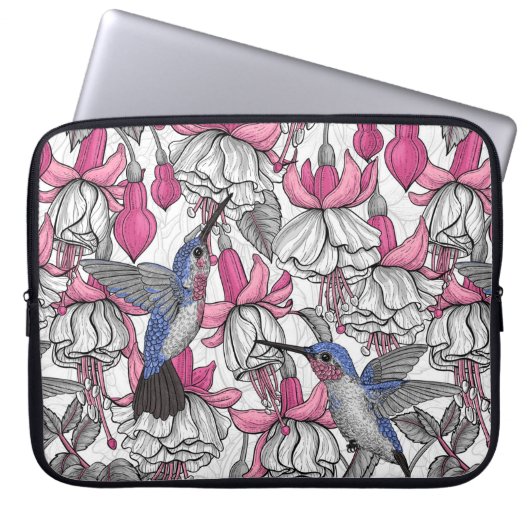 Weißfuchsien und Kolibris Laptopschutzhülle (Vorderseite)
