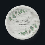 Weißholz-Eukalyptusblätterplatte Pappteller<br><div class="desc">Schönes zartes Eukalyptus-Blattwerk Hochzeitsdesign,  Teil einer modernen Kollektion.</div>