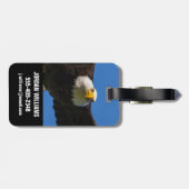 Weißkopfseeadler Flug nah Gepäckanhänger (Rückseite horizontal)