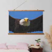 Weißkopfseeadler Flug nah Wandteppich Mit Holzrahmen (Schlafzimmer)